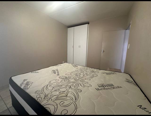 2 BEDROOM APARTMENT FOR SALE IN RUSTENBURG CENTRAL